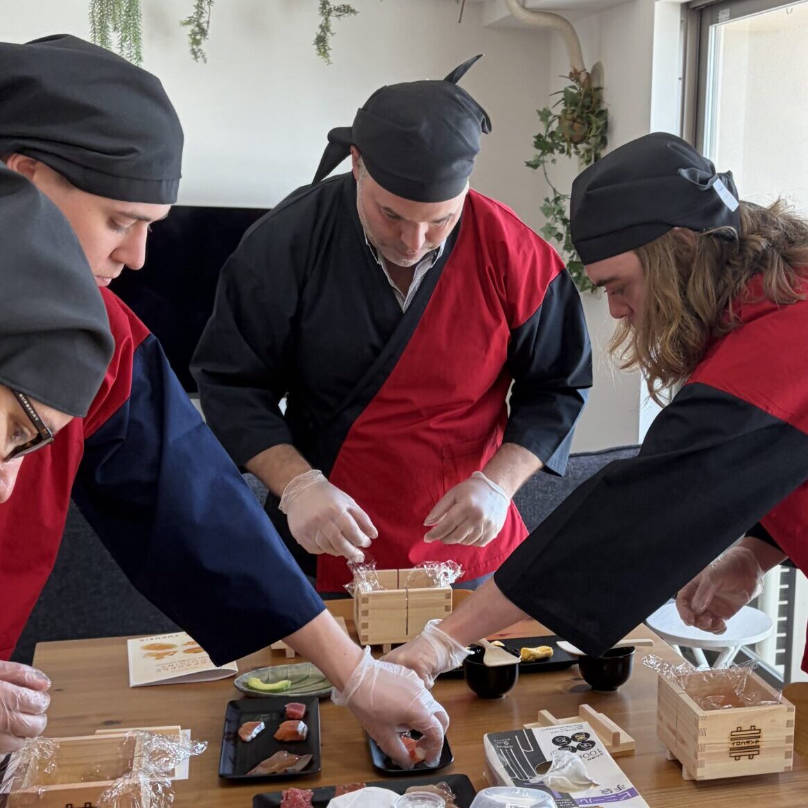 Making Hakozushi